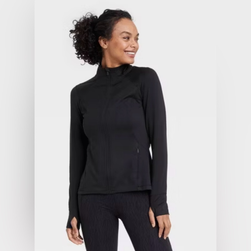 NWOT “All in Motion” Full Zip Jacket in Black. Women’s XS (runs a tad big)